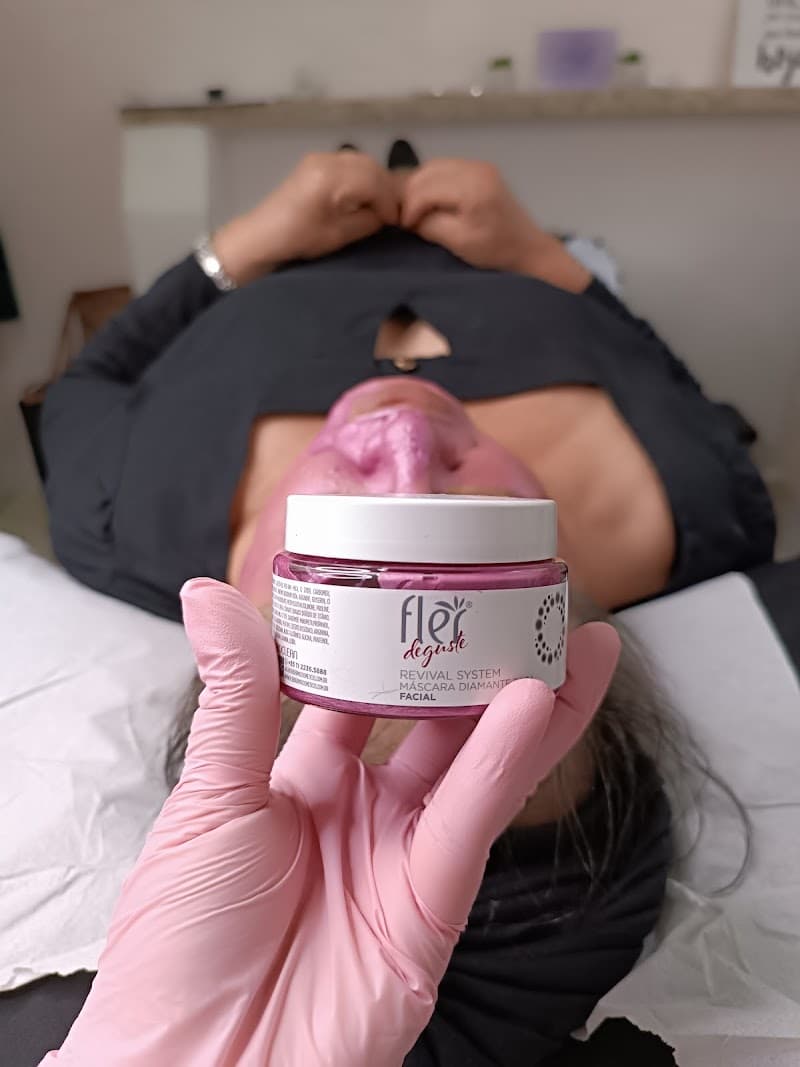 Filó Esteticista Corporal e Facial Caieiras photo
