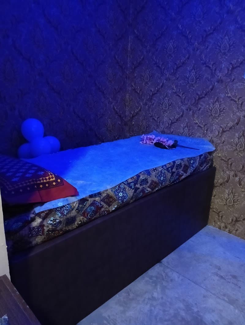 Fish Spa & Pedicure - Fengshui Aquarium Nadiad photo