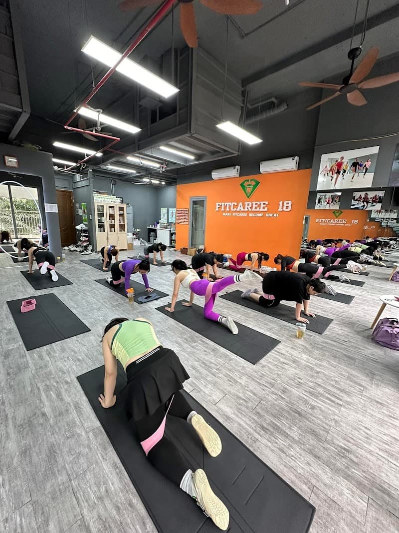 Fitcaree-Nguyễn Khoái Quận Hai Bà Trưng photo