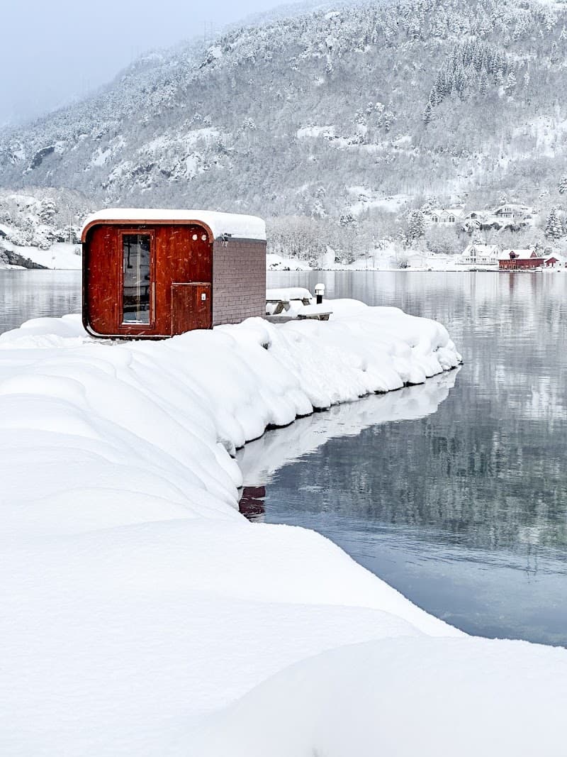 Fjelg Sauna Eikefjord photo