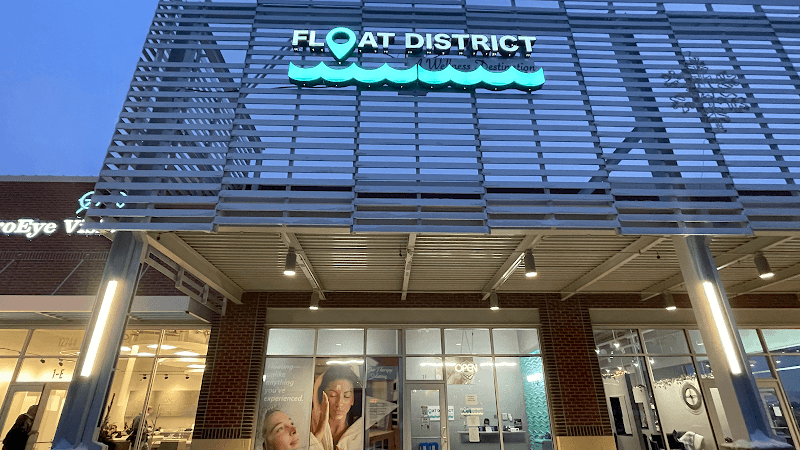 Float District La Vista photo