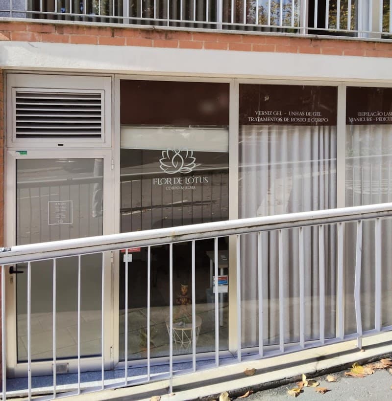 Flor De Lotus - Corpo & Alma Guimarães photo