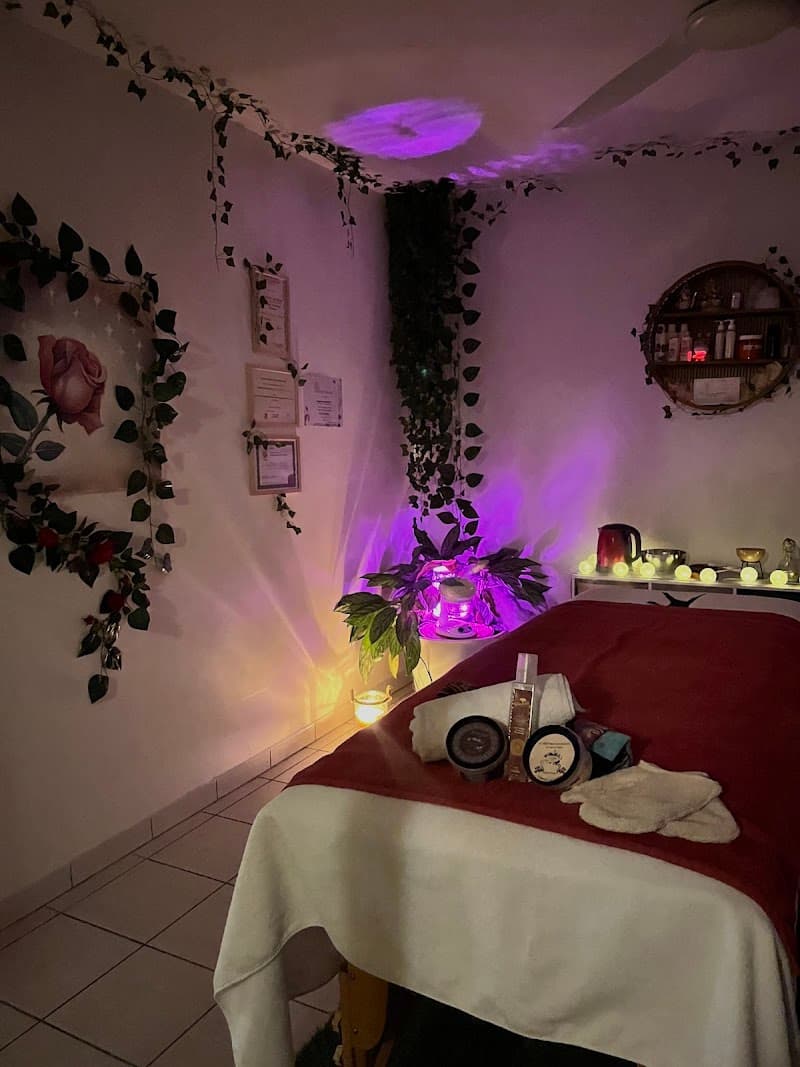 Flora Valmy - Accompagnante en Mieux-Être Le Tampon photo