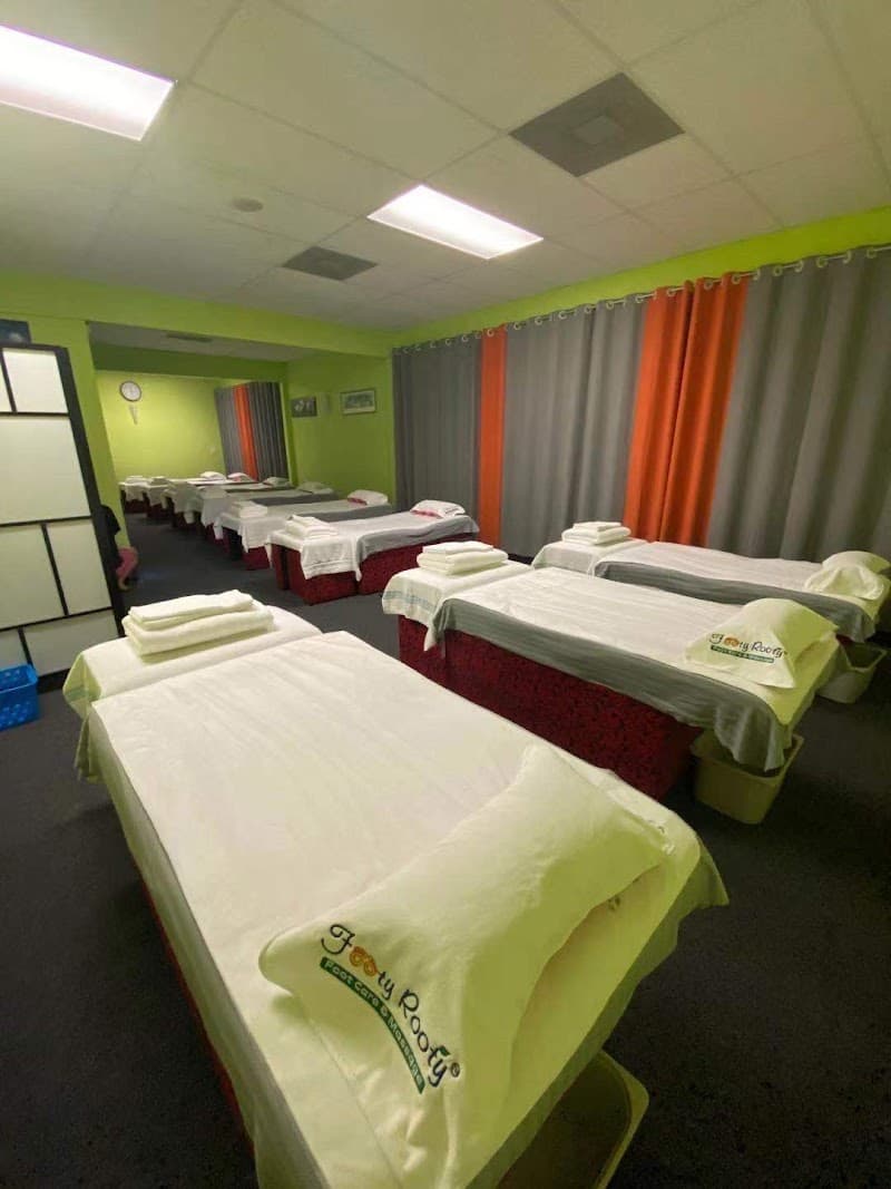 Footy Rooty Spa Roseville photo