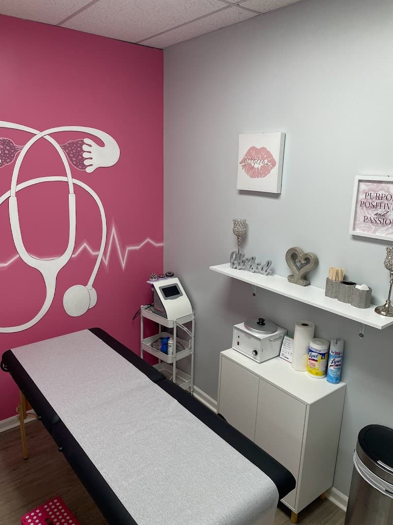 Forever Pretti Body Studio Schaumburg photo