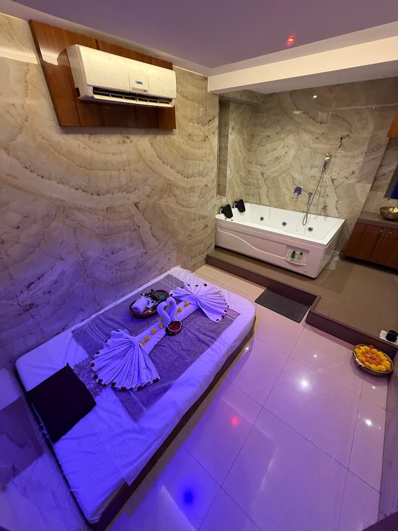 Four Fountains Spa Chembur Mumbai photo