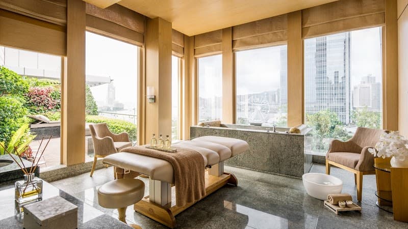 Four Seasons Hotel Hong Kong photo