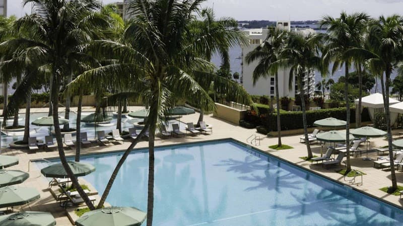 Four Seasons Hotel Miami photo