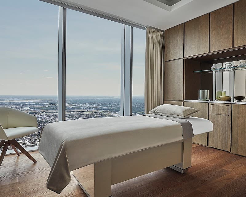 Four Seasons Hotel Philadelphia at Comcast Center photo