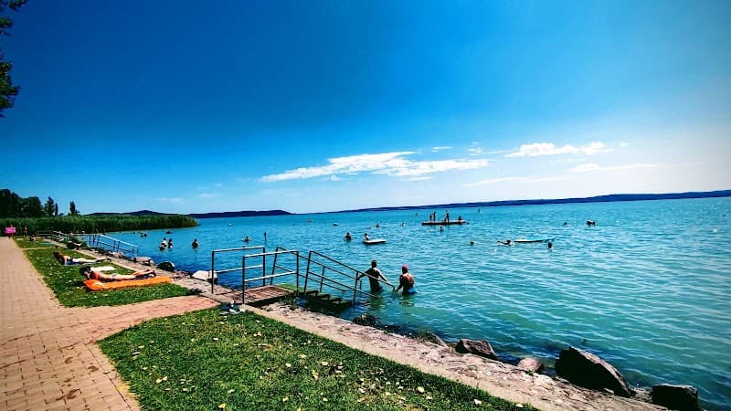 Fövenyesi strandfürdő Balatonudvari photo