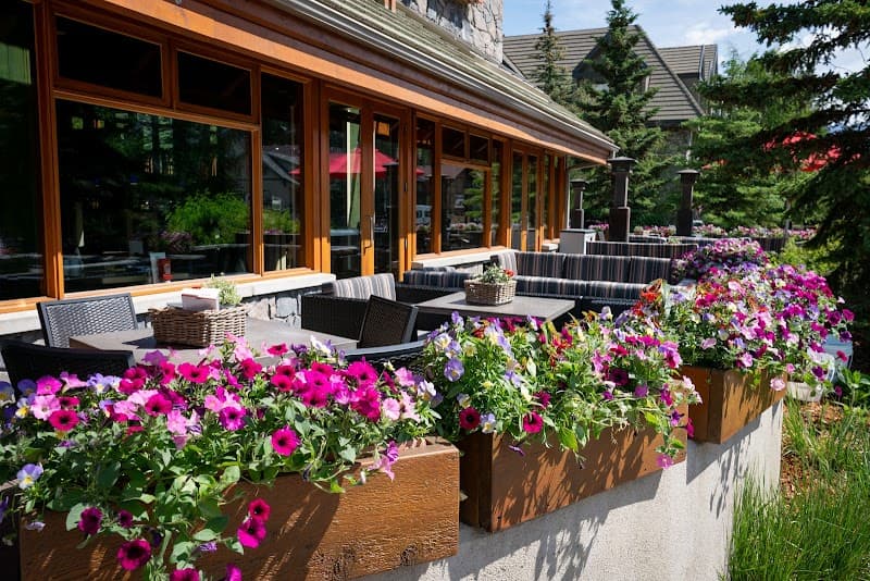 Fox Hotel & Suites Banff photo