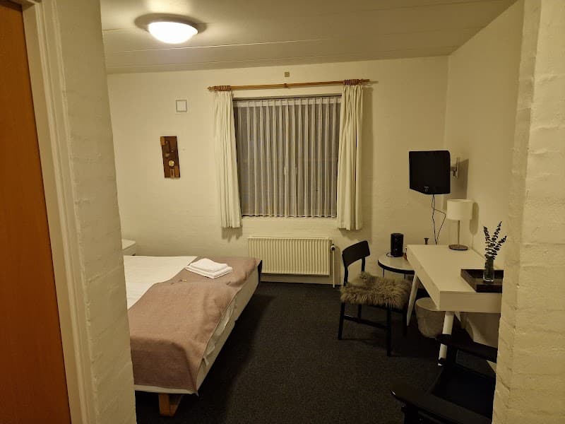 Frøken B Roslev photo