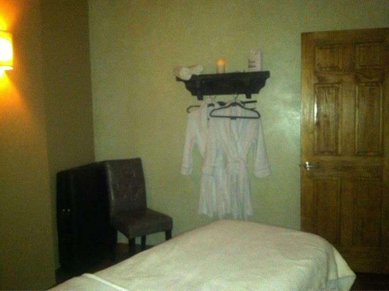 Freckles & Knots Day Spa Pearl River photo