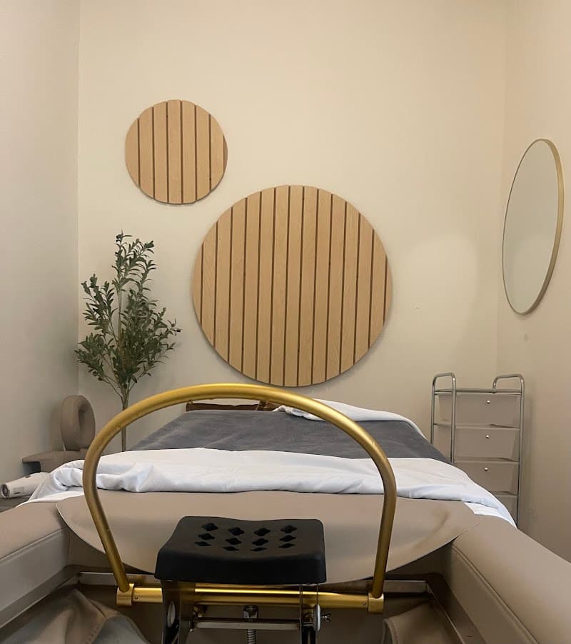 Fresh Glow Skinlab Wilmington photo