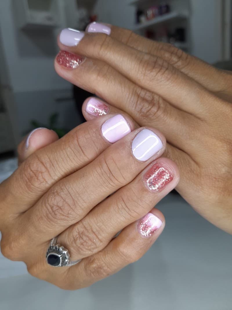 Fresia Nails and Beauty Salon Areguá photo