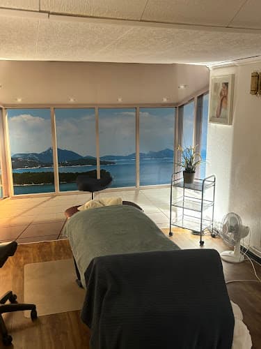 Fridens Halsazenter Stockholm photo