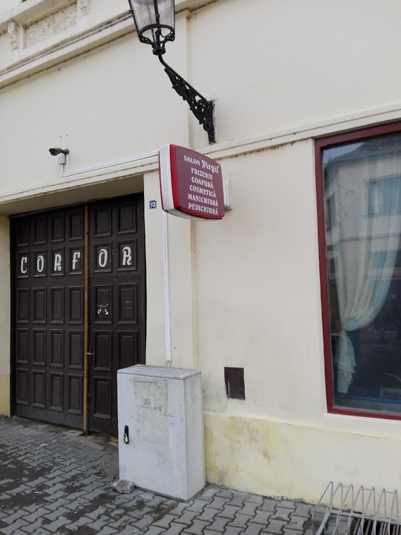 Frizeria La Virgil Mediaș photo