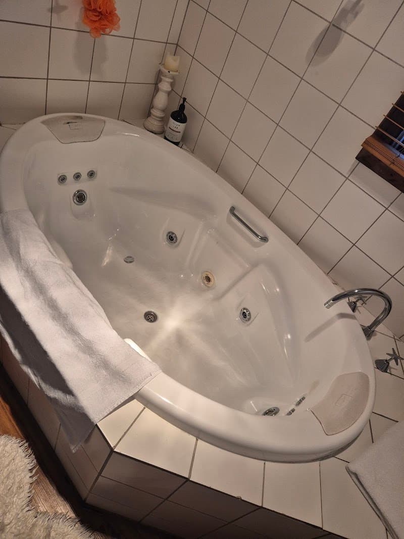 Gables Bend On High Daylesford photo