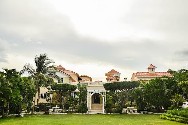 Garden of eden wellness spa Kingston photo