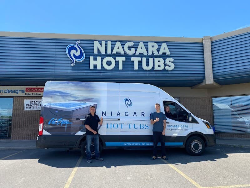 Gee's Steaming Hot Bubble Bath ;-) St Catharines photo