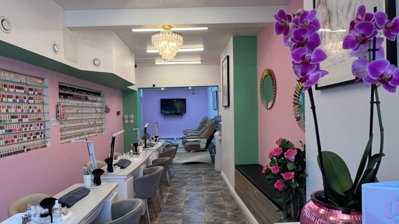 Gerbera Nails & Beauty Inchicore Dublin photo
