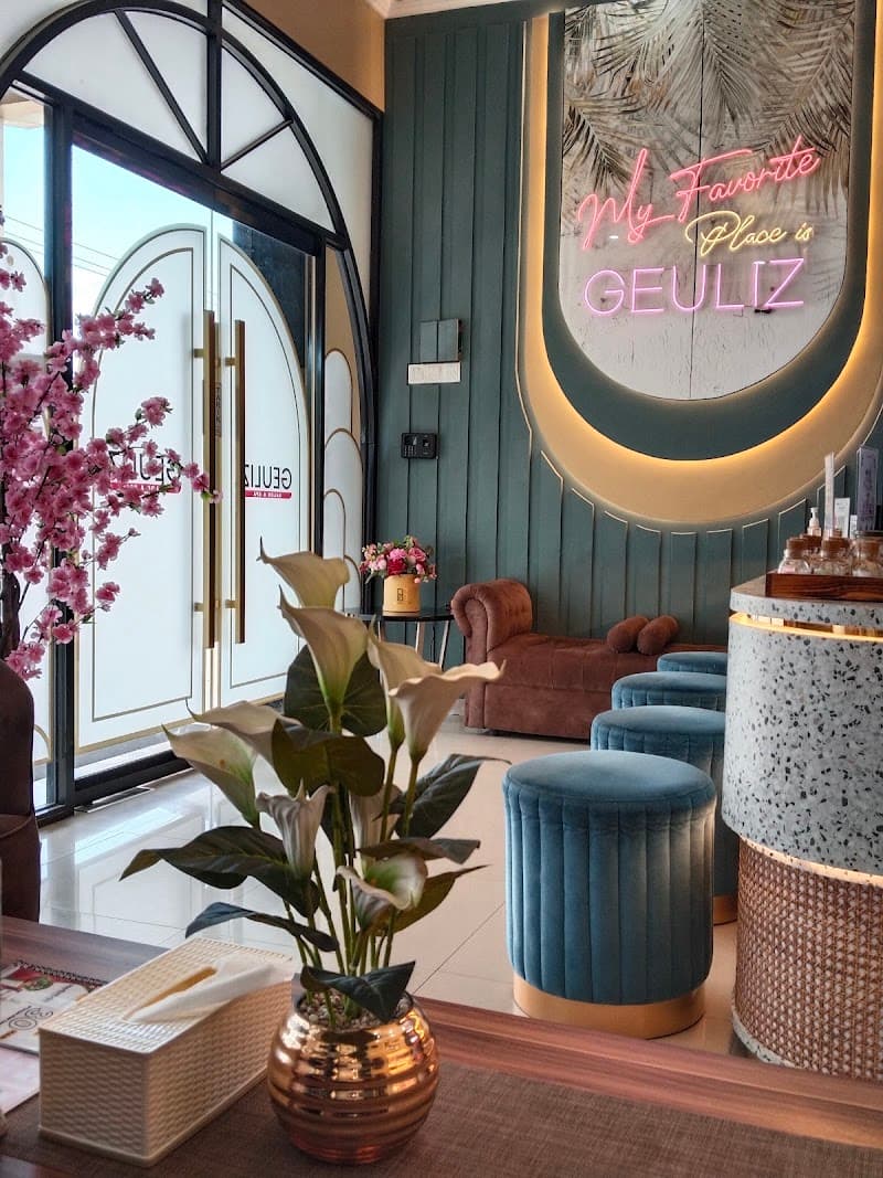 Geuliz Salon & Spa Kutai Timur photo