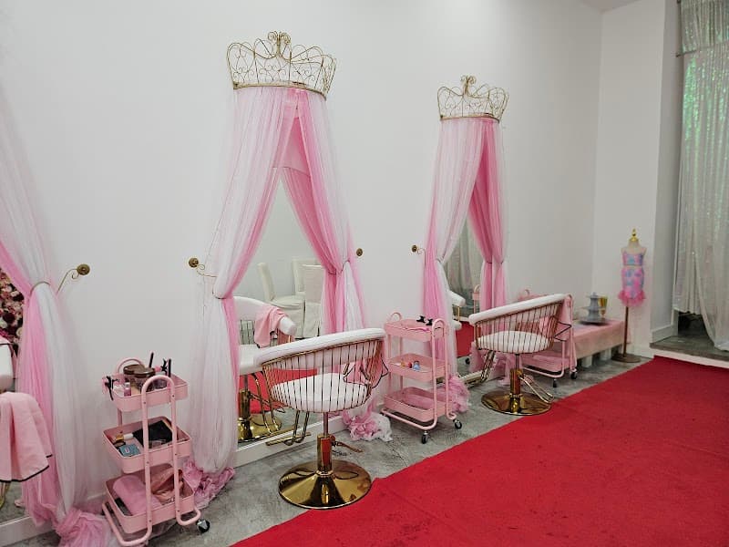 Girlss Glam princess boutique Larnaca photo