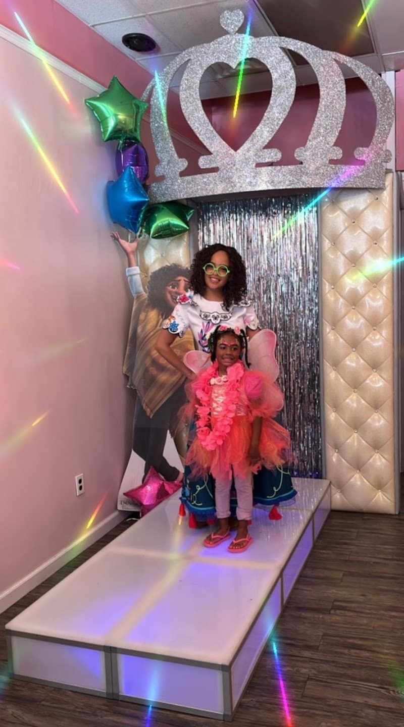 Glamorous Girls New York photo