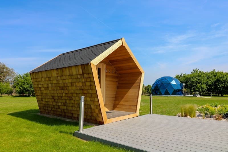 Glass House Retreat Thurrock photo