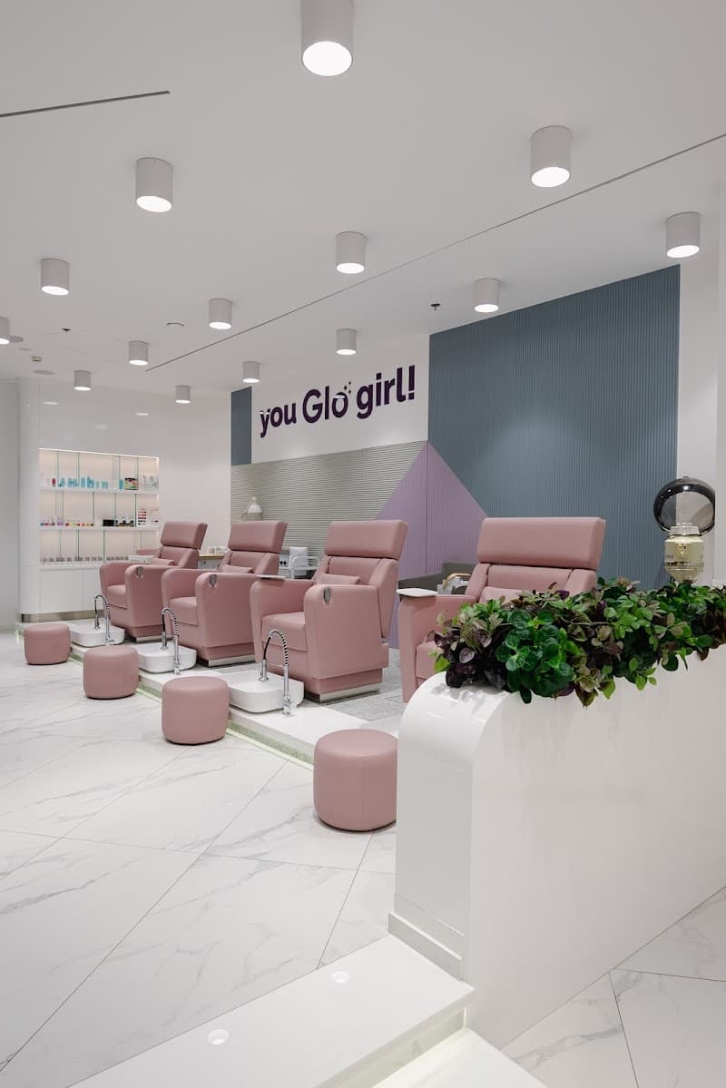 Glo First Class Salon Dubai photo