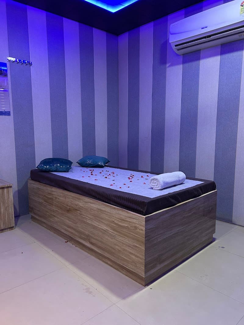 Glo shine spa & salon Varanasi photo