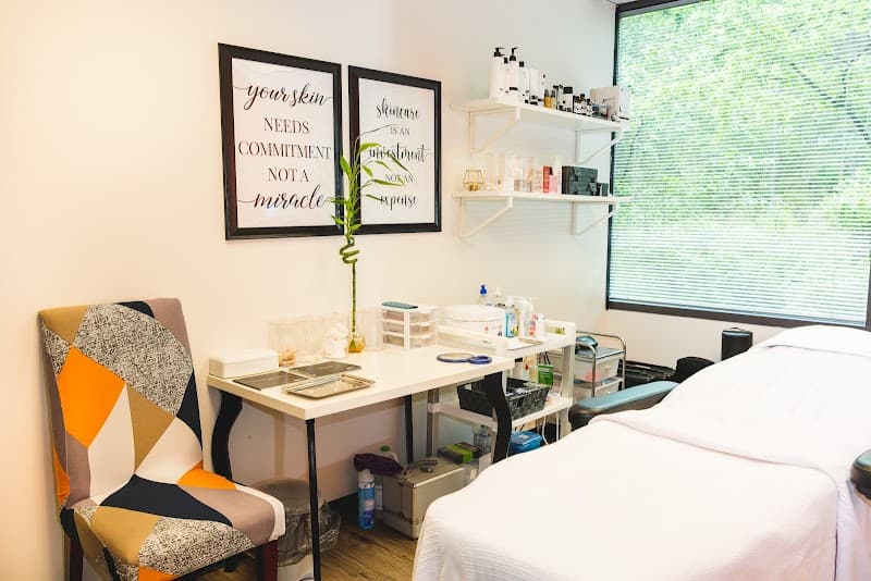 Glow Beauty Bar ATL Smyrna photo