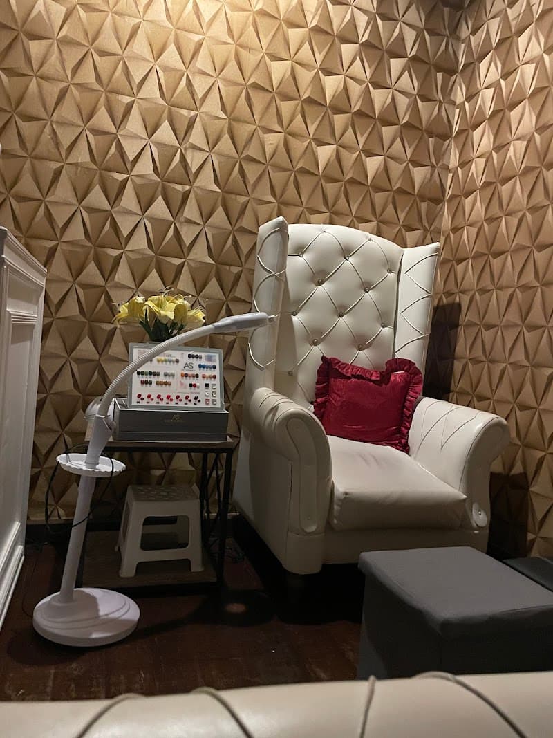 GLOW-GETTER Beauty Lounge Victorias photo