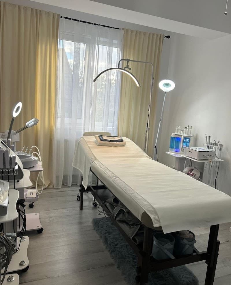 Glow Skin and Body Care Otopeni photo