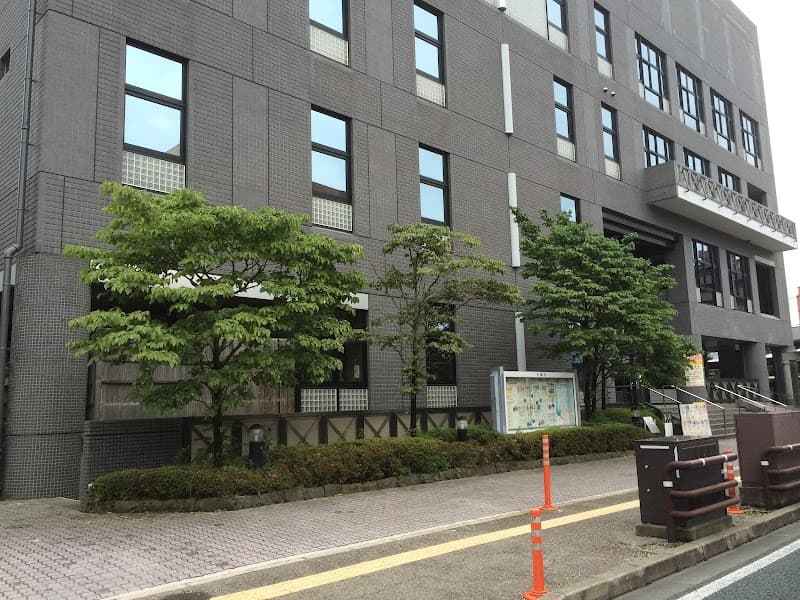 Gofuku Community Development Exchange Room / Gofuku Community Center Kumamoto City Chuo Ward photo