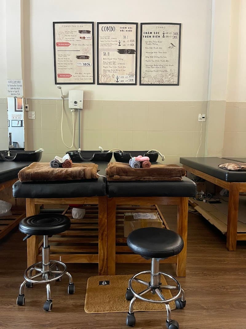 Gội Đầu Bằng Lá - GOLA Tuy Hòa photo