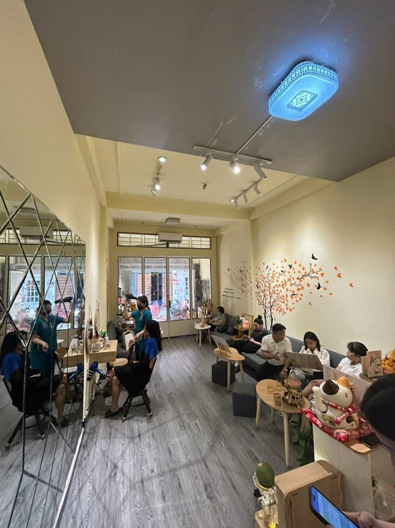 Gội đầu thảo mộc & Massage Ngọc Giàu Beauty Quận 1 photo