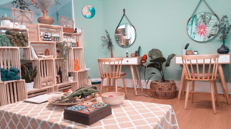 Goi Dau Thao Duoc Mam Xoi Do Hair Spa Quận 3 photo