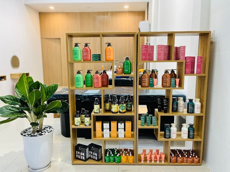 Gội Phê - Nâng niu từng sợi tóc Huyện Tuy Phong photo