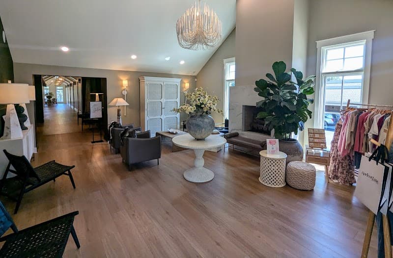 Gold Star Salon and Spa Clarksville photo