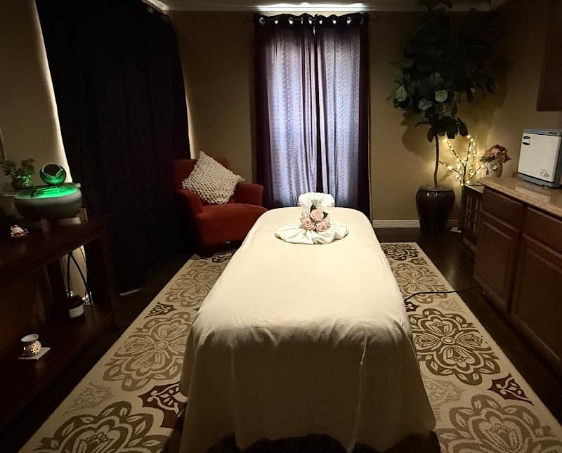 Golden Crane Massage Buena Vista photo