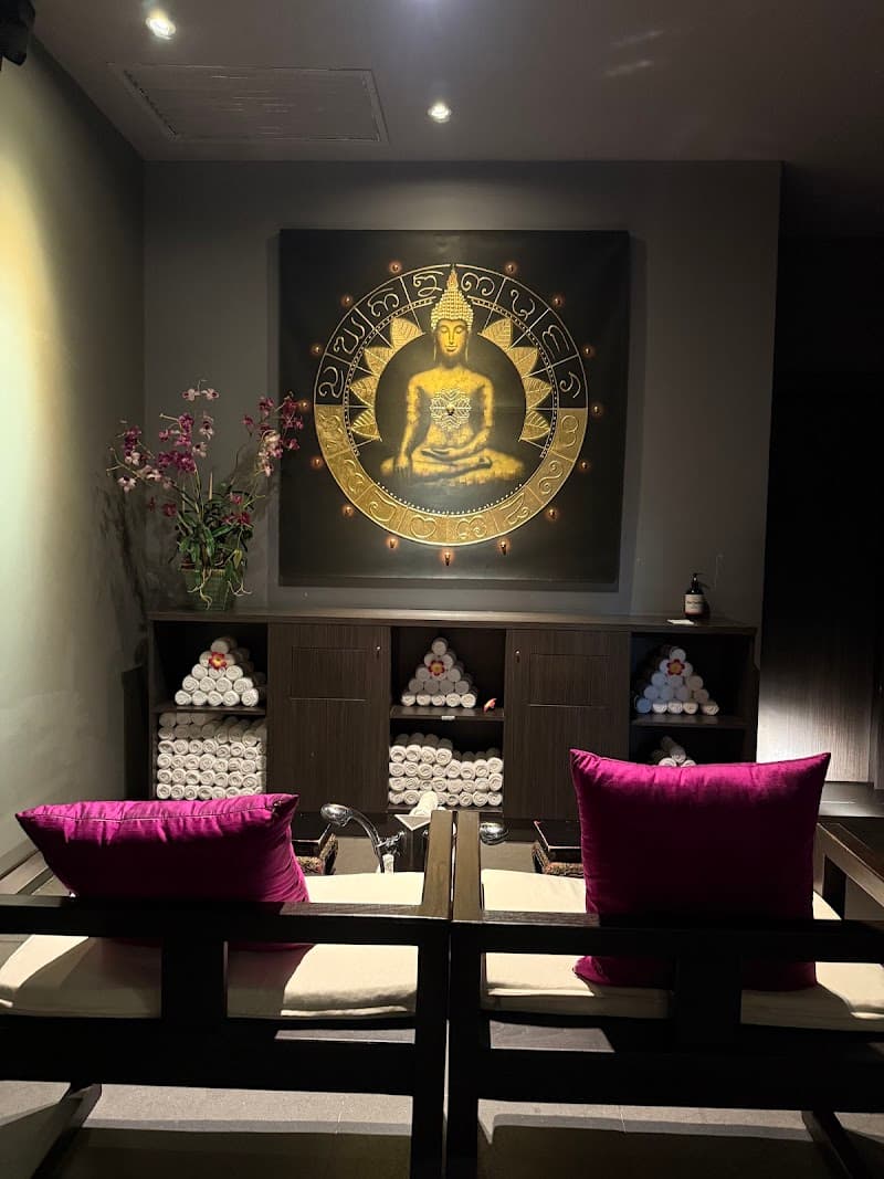 Golden Massage Sunway Pyramid Petaling Jaya photo