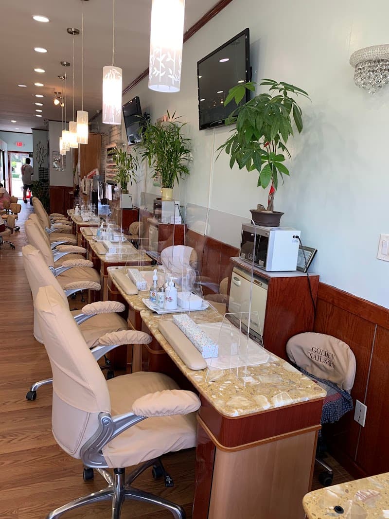 Golden Nail And Spa Carle Place photo