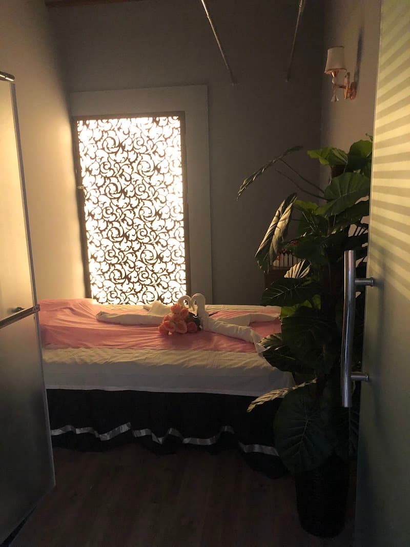 Golden Tulip therapeutic Massage Center Dubai photo