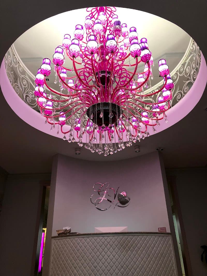 Golden Yasmin Makhachkala photo