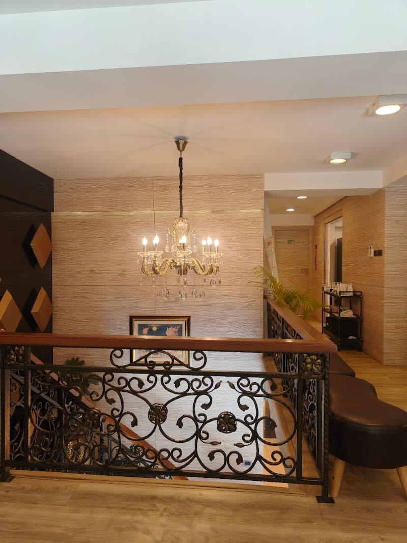 Goodly Beauty & Treatment Facial Massage, Acne Pressing, Brightening Treatment Chiang Mai photo