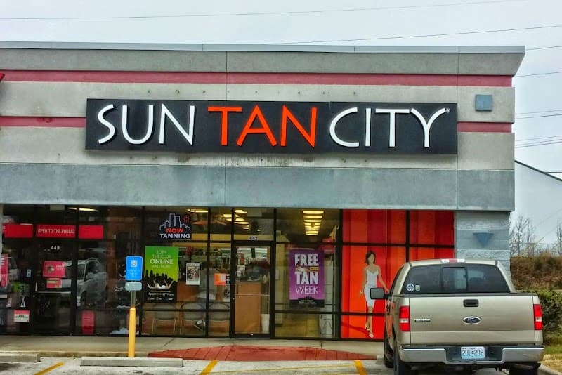 Gossip In The City Nixa photo