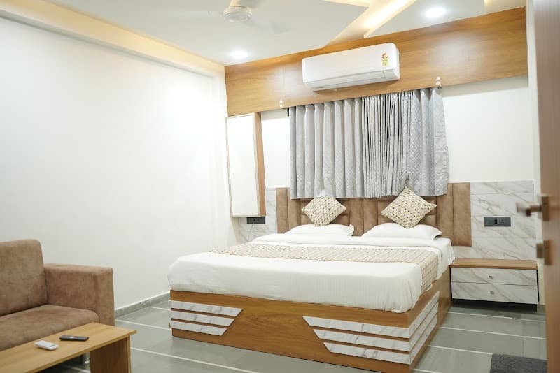 Govardhan Hotel Ahmedabad photo