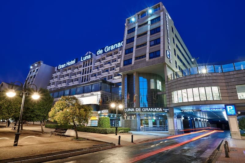 Gran Hotel Luna de Granada photo