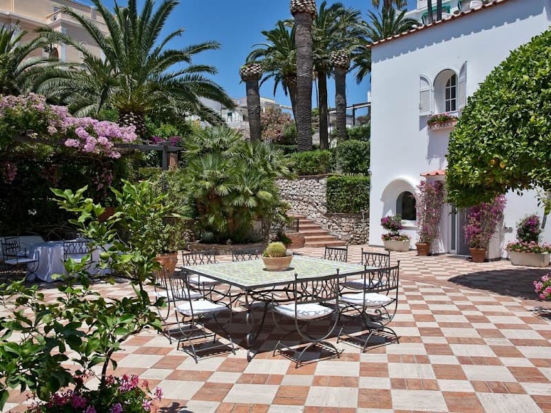 Grand Hotel Quisisana Capri photo